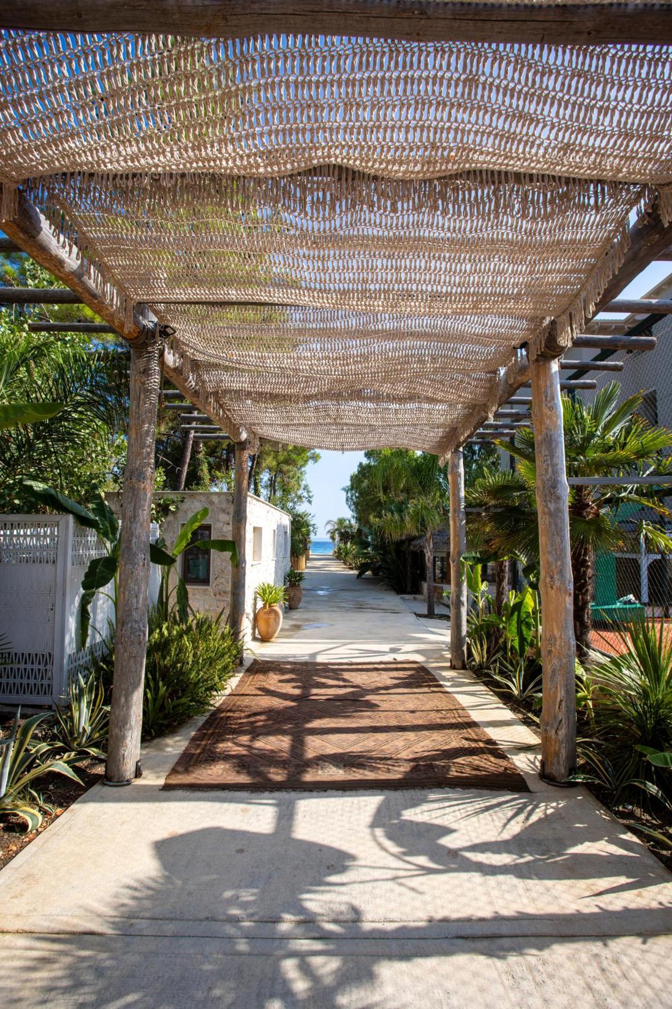 Mako Sea & Suites Pefkochori Esterno foto